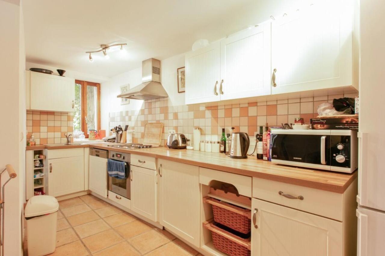 Charming And Quaint 2-Bed House In Marseillan Villa Buitenkant foto